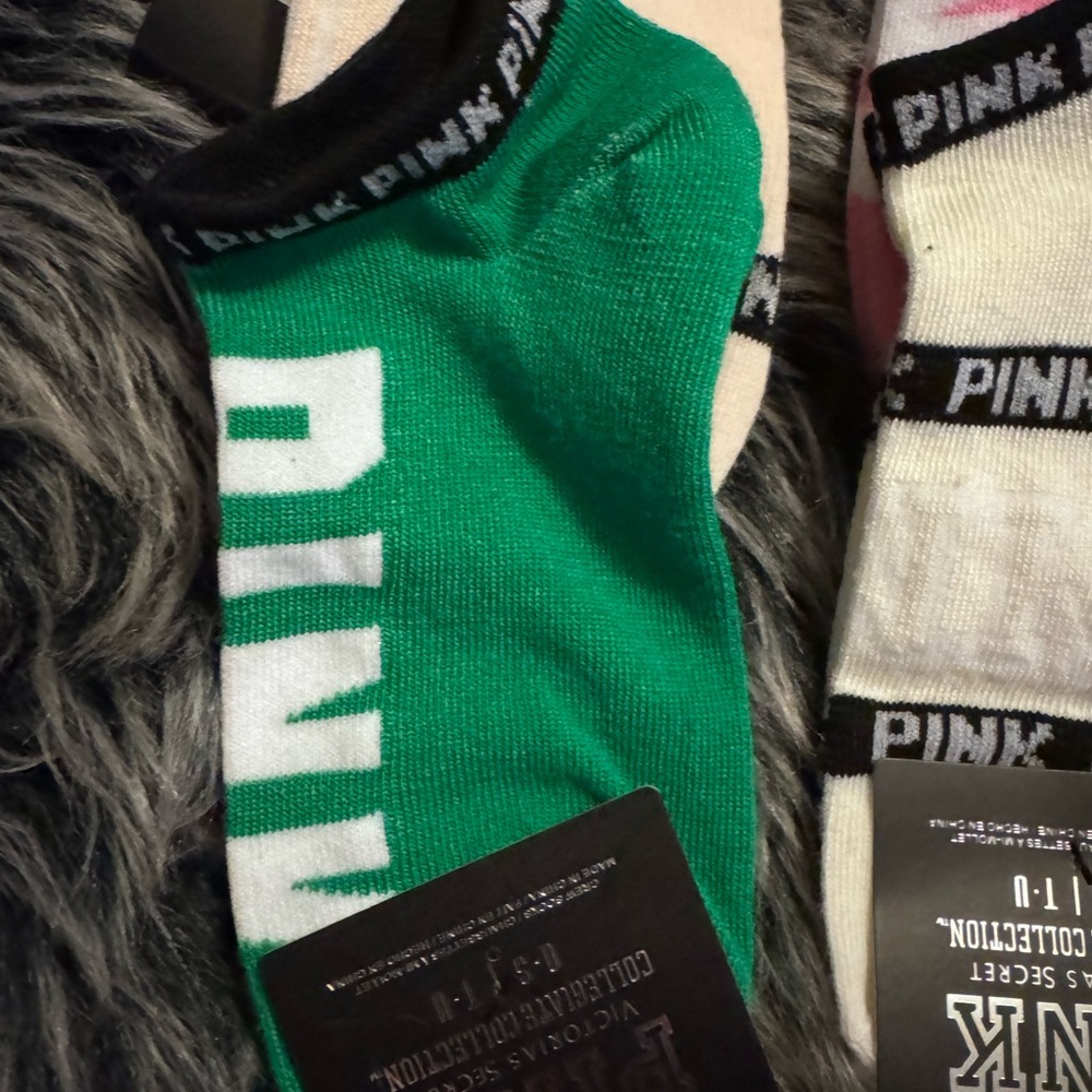 18 PINK Victoria's Secret Vibrant Ankle Socks Collection - Picture 2 of 4